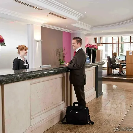 Pentahotel Brussels Centre 4* Brüsszel